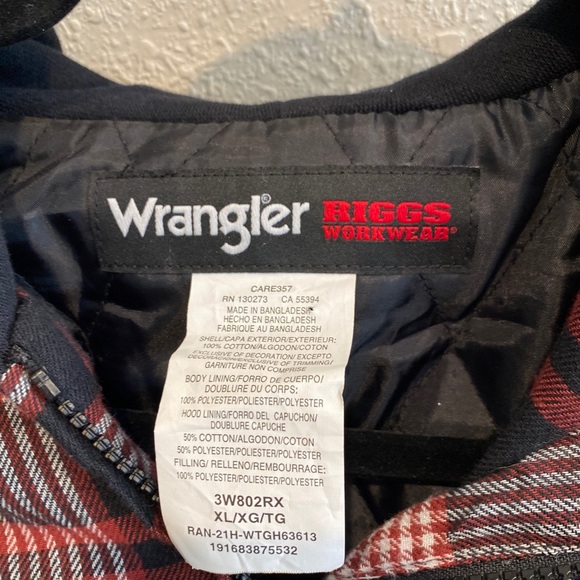 Wrangler Riggs Workwear Quilt Lined Flannel with Hood, Size XL - Picture 2 of 7